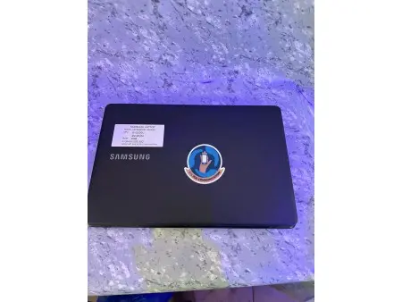 Samsung NoteBook 300ESK Core i5 15.6'' inch Laptop