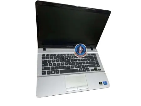 Samsung ATIV BOOK 450R4V Core i5 14'' inch Laptop