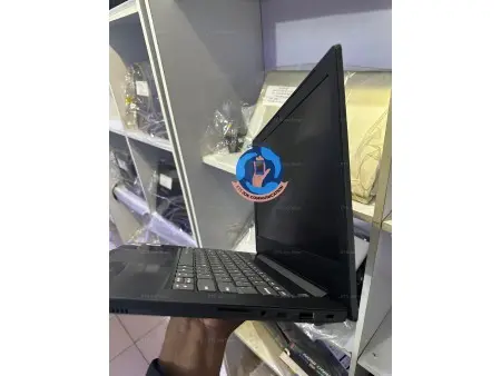 Ordinateur Lenovo V330-14 core i5 15'' pouces