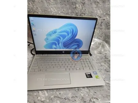 Ordinateur HP Pavilion 15-CK0XX Core i5 15'' pouce